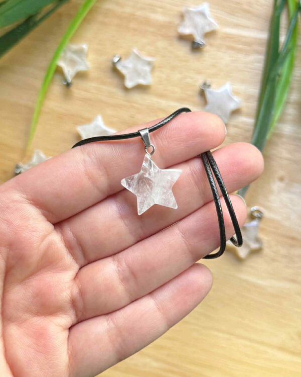 მთის ბროლის გულსაკიდი - ვარსკვლავი