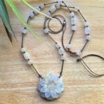 მთვარის ქვისა და ვარდისფერი კვარცის მძივი - "QUEEN MAGNOLIA"