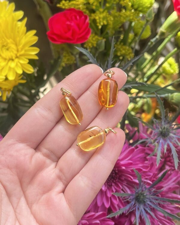 ქარვის გულსაკიდები - "AMBERINNA"