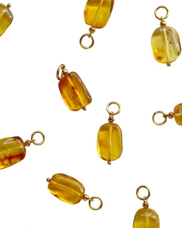 ქარვის გულსაკიდები - "AMBERINNA"