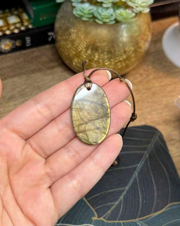 ლაბრადორიტის ყელსაბამი - "GOLDEN AURORA"